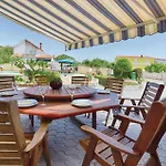 Front In Holiday home