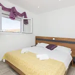 Holiday home Front In