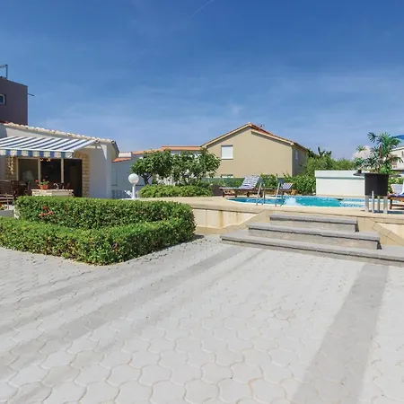 Holiday home Beautiful In With Wifi