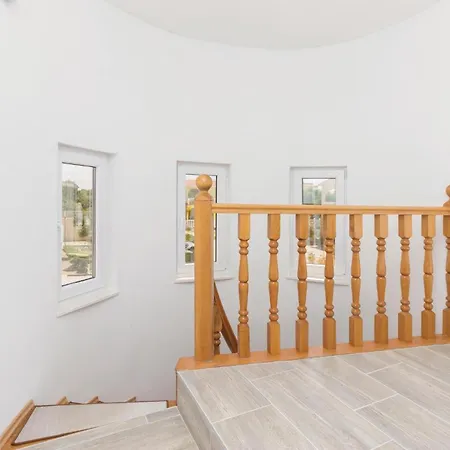 Holiday home Beautiful In With Wifi