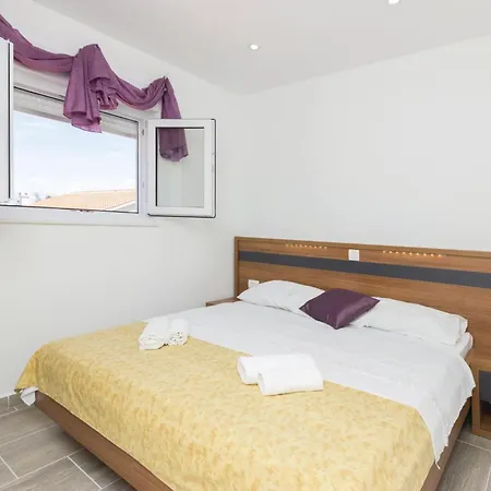 Dom wakacyjny Beautiful In With Wifi